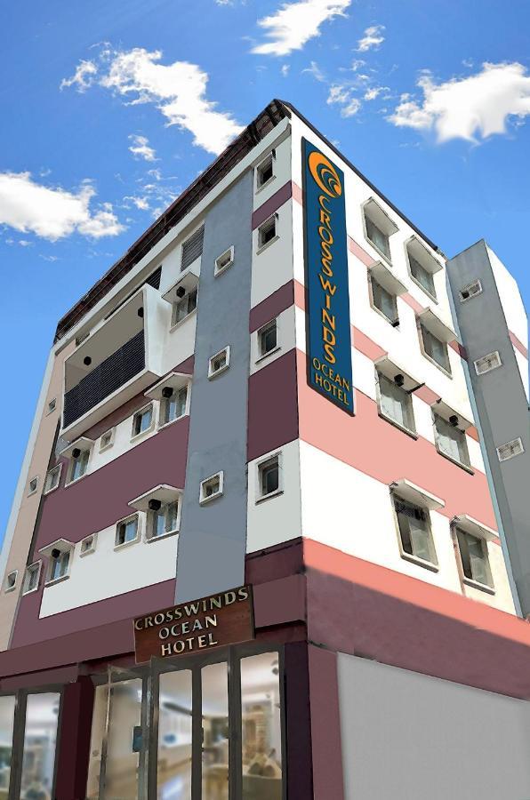 Crosswinds Hotel Paranaque City 外观 照片